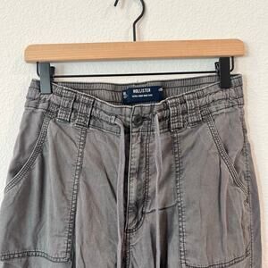 Hollister Womens Ultra High-Rise Dad Y2K Gray Utility Cargo Pants | Sz 8/29 LONG